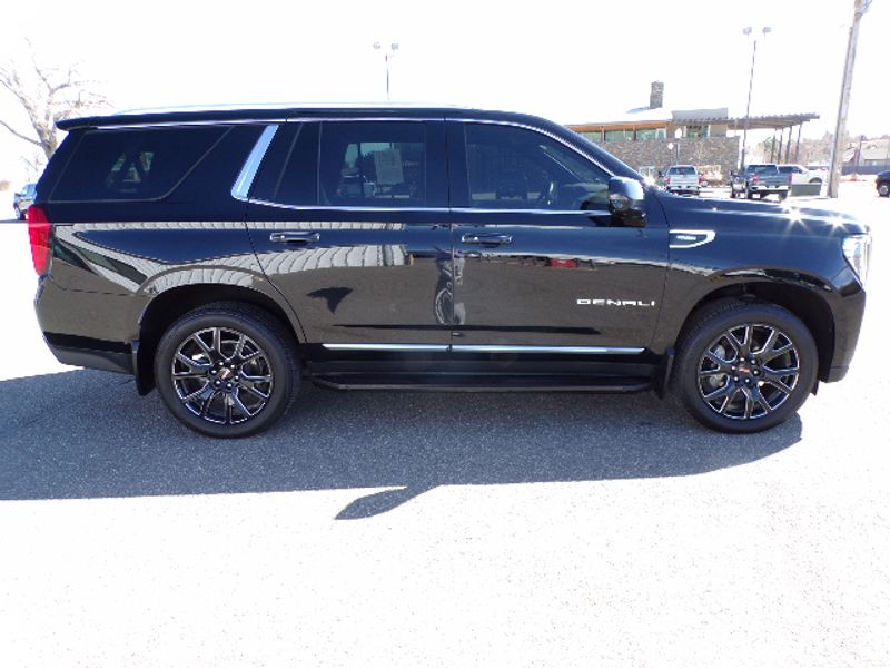 2023 GMC Yukon