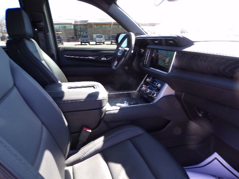 2023 GMC Yukon