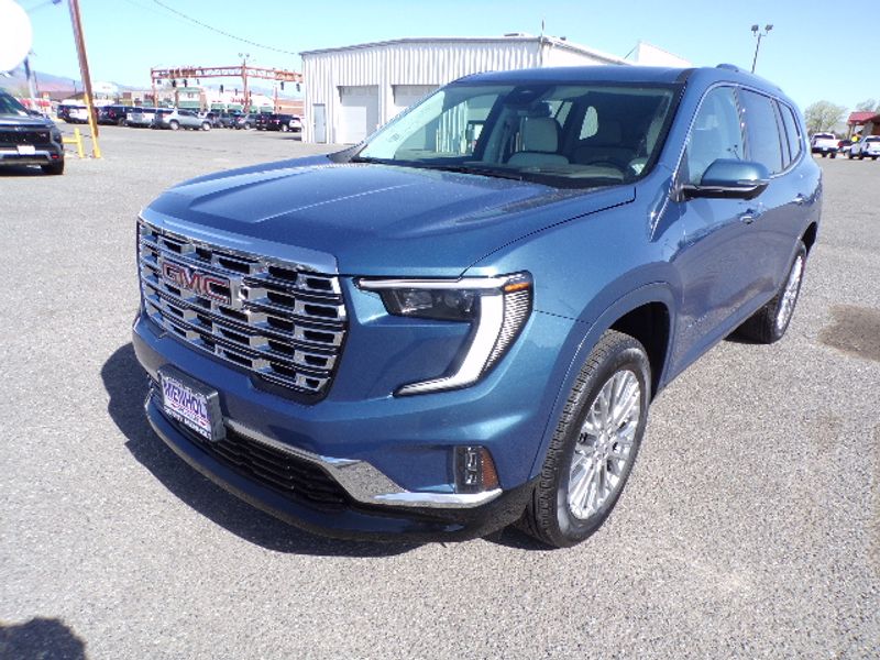 New 2025 GMC Acadia  Denali SUVs