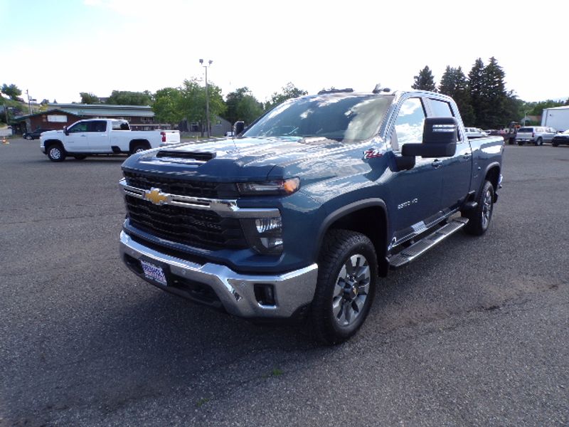 New 2025 Chevrolet Silverado 3500 LT Trucks