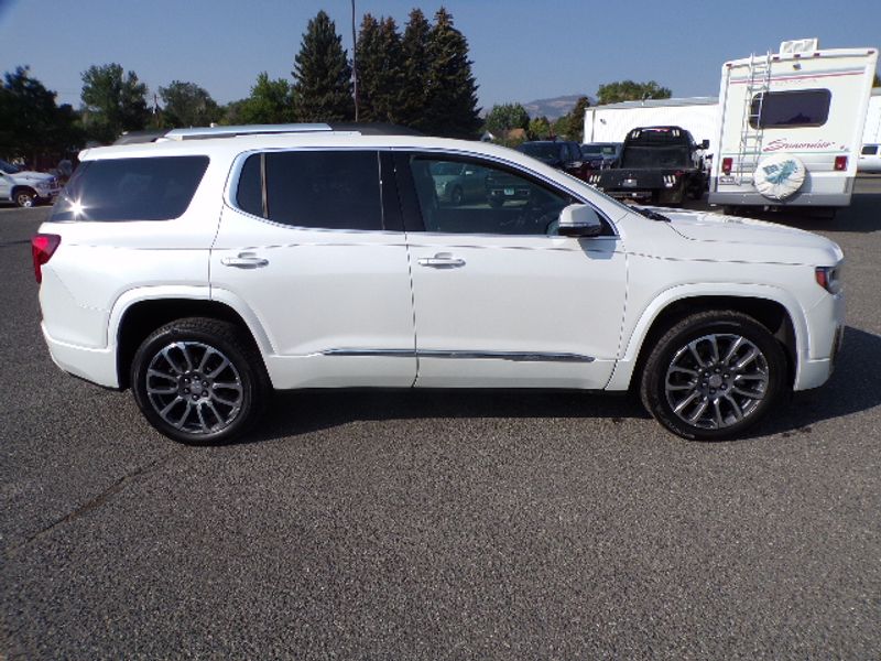 2022 GMC Acadia