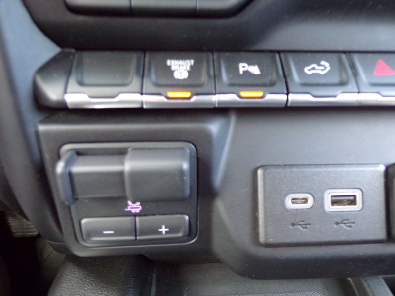 2023 Chevrolet Silverado 3500