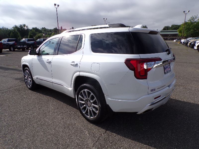 2023 GMC Acadia