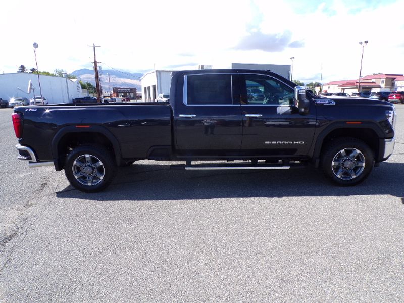 2025 GMC Sierra 3500