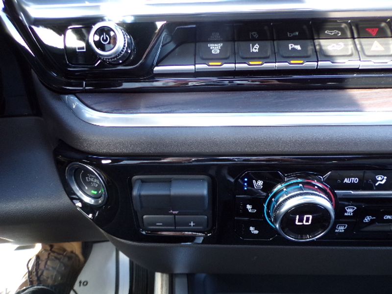 2025 GMC Sierra 3500