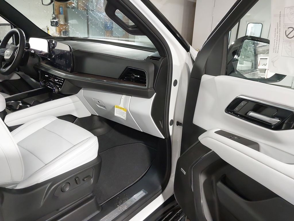 2025 Chevrolet Suburban