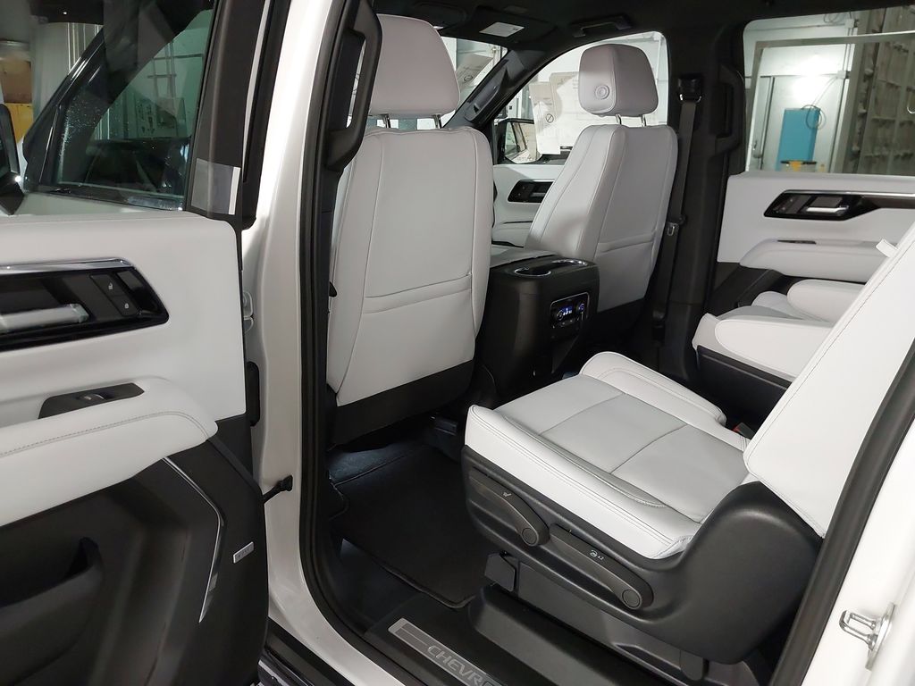 2025 Chevrolet Suburban