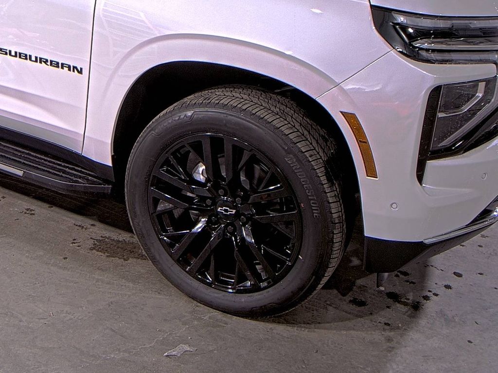 2025 Chevrolet Suburban