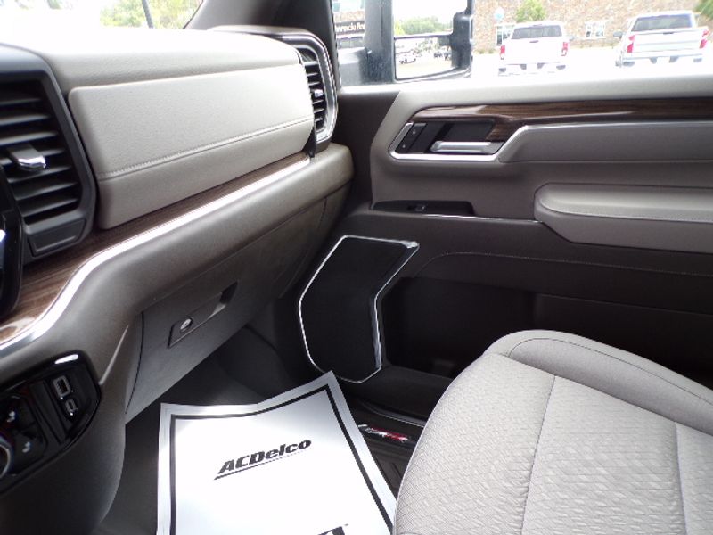 2025 Chevrolet Silverado 3500