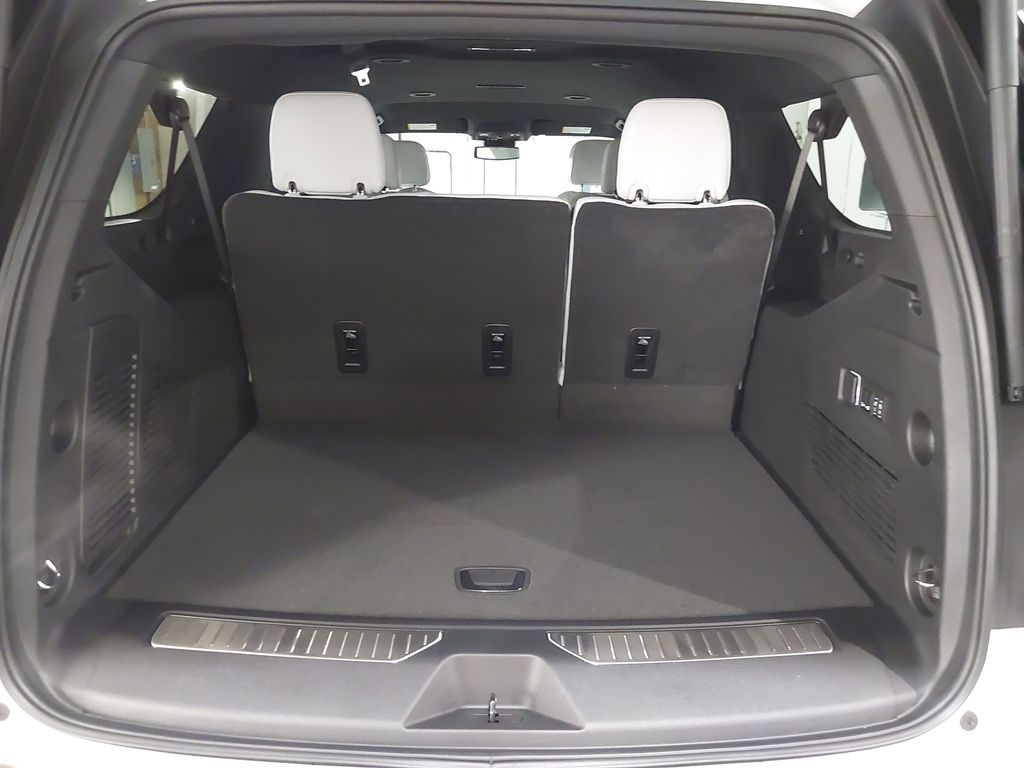 2025 Chevrolet Suburban