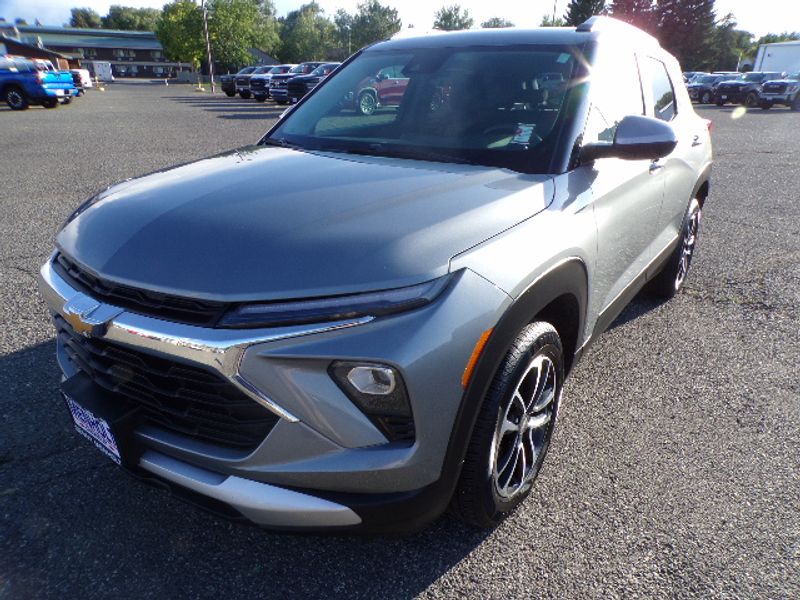 Used 2025 Chevrolet TrailBlazer LT SUVs