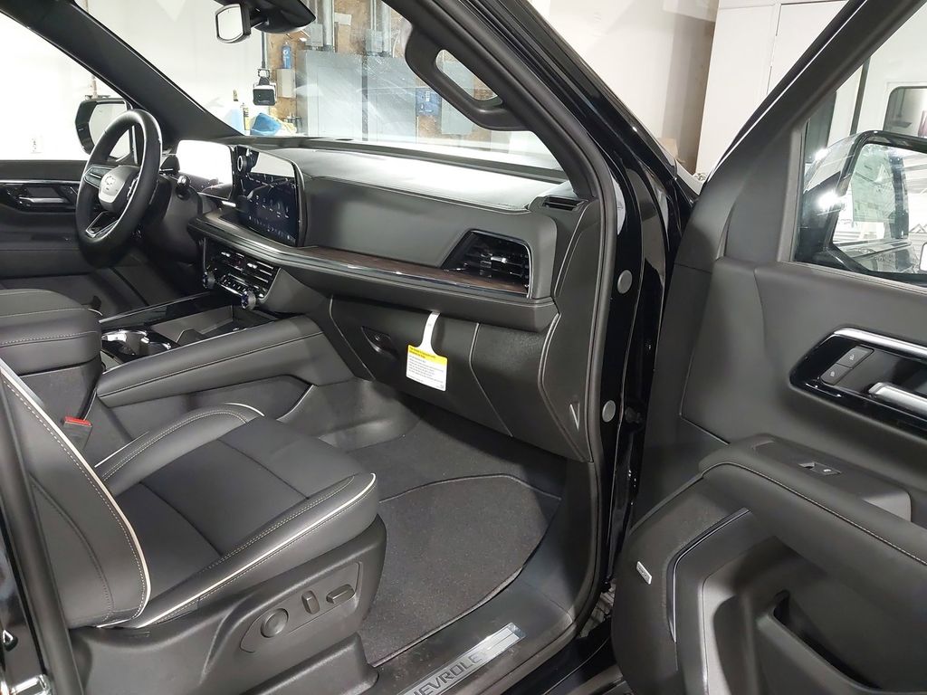 2025 Chevrolet Suburban