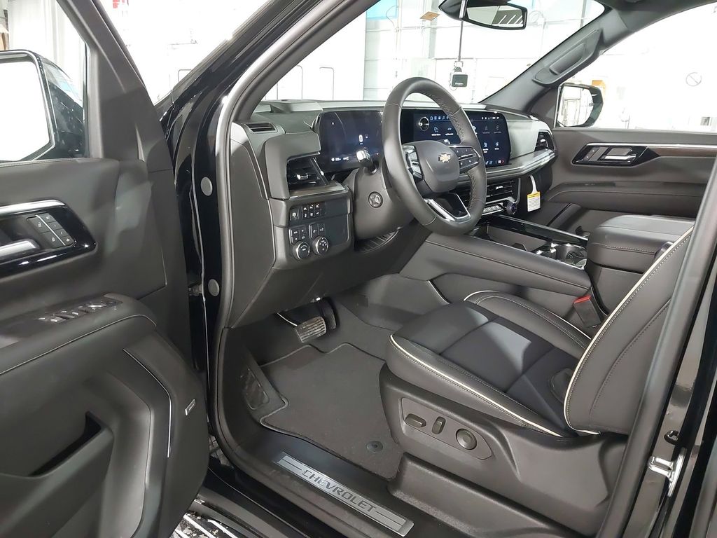2025 Chevrolet Suburban