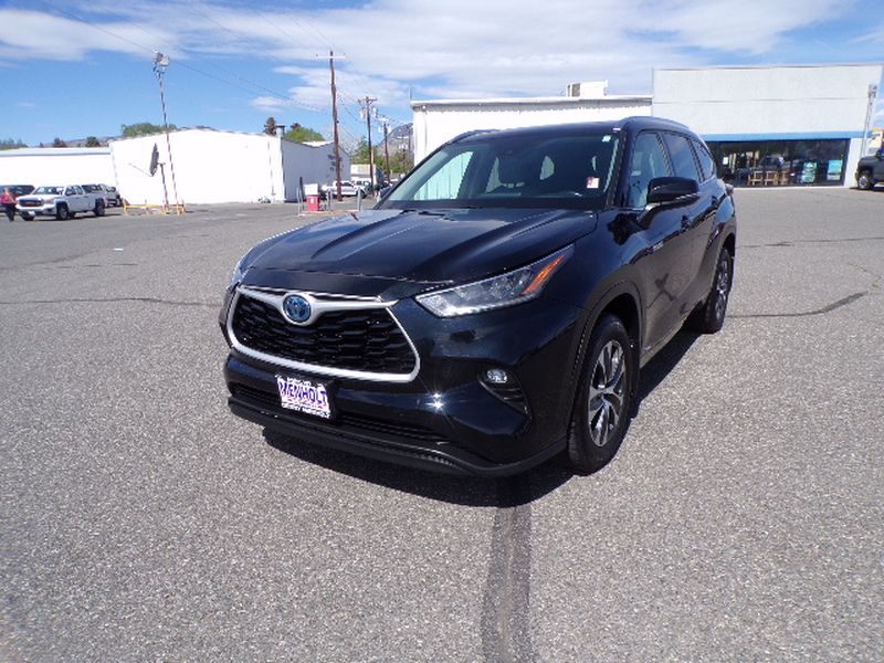 Used 2020 Toyota Highlander Hybrid Hybrid XLE SUVs