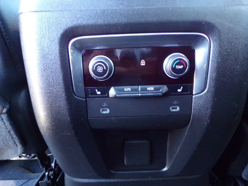 2023 Chevrolet Suburban