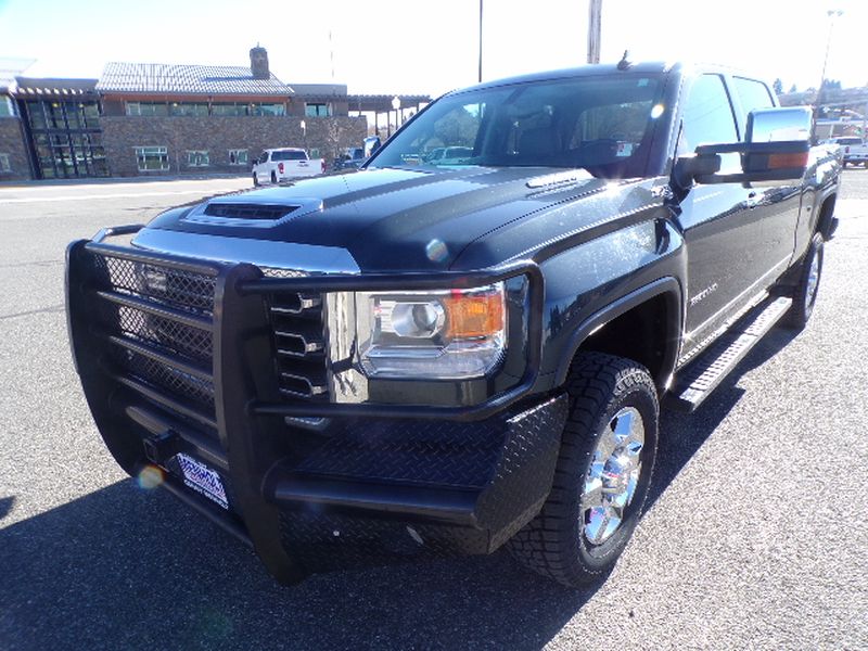 Used 2018 GMC Sierra 2500 SLT Trucks