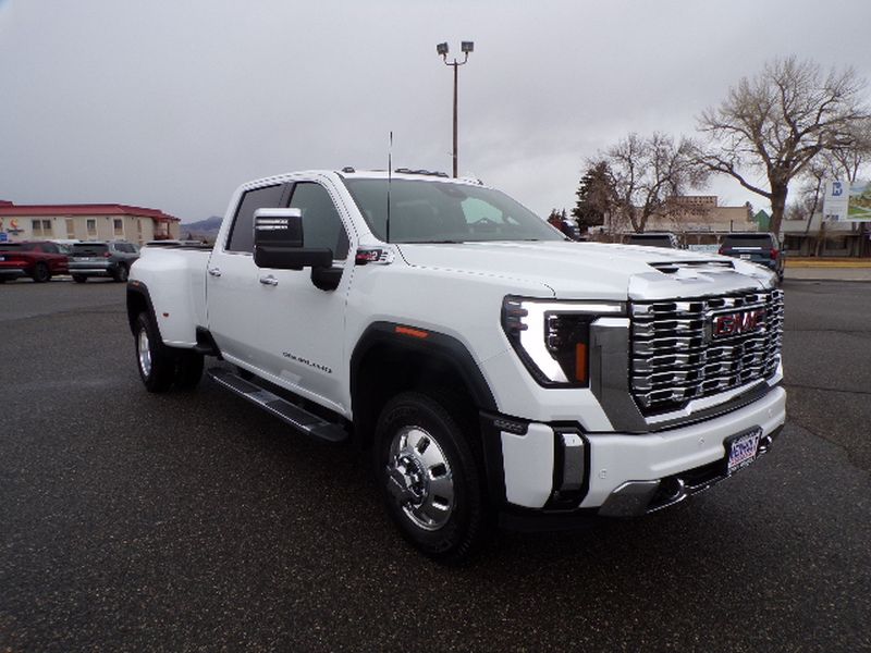 2026 GMC Sierra 3500