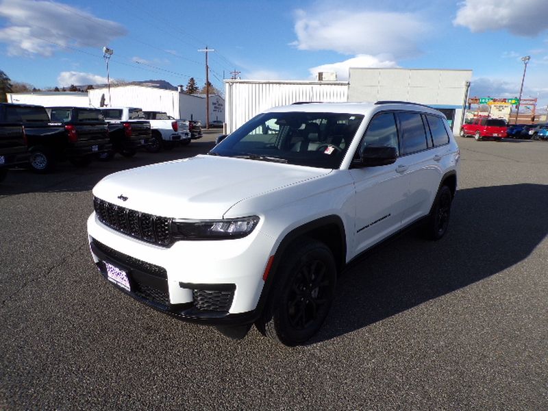 Used 2024 Jeep Grand Cherokee L Altitude SUVs