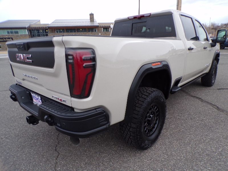 2026 GMC Sierra 2500
