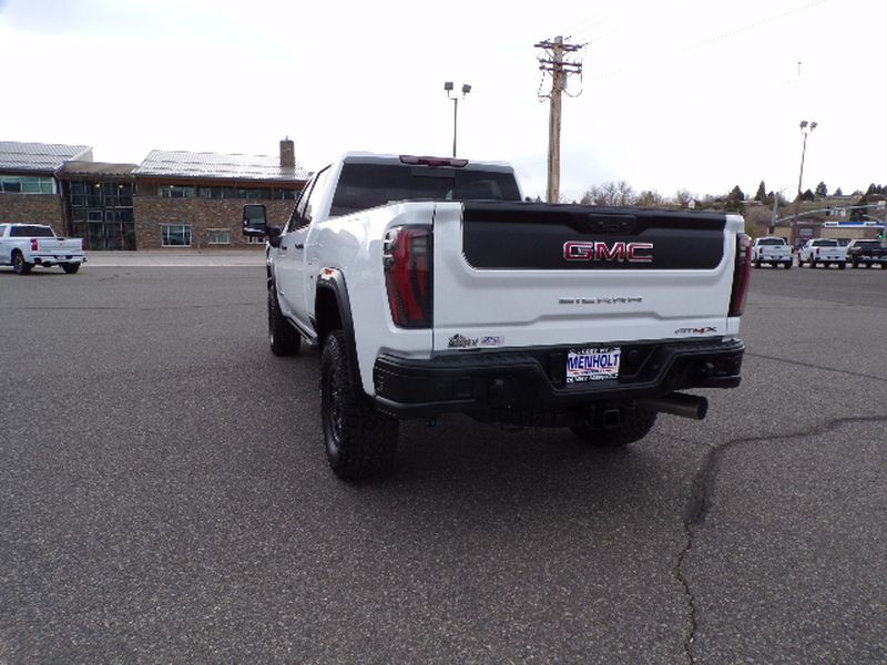 2026 GMC Sierra 2500