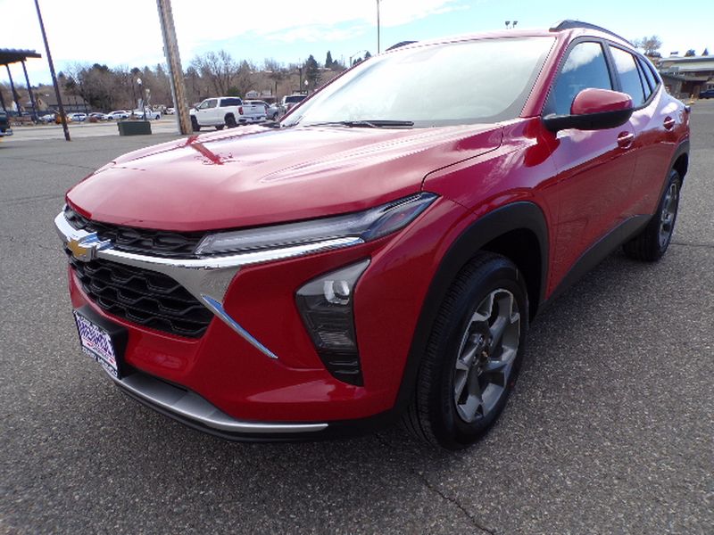 New 2026 Chevrolet Trax LT SUVs