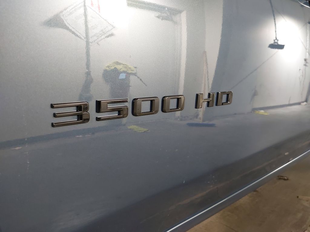 2025 Chevrolet Silverado 3500