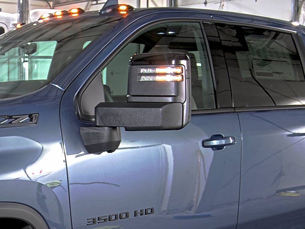 2025 Chevrolet Silverado 3500
