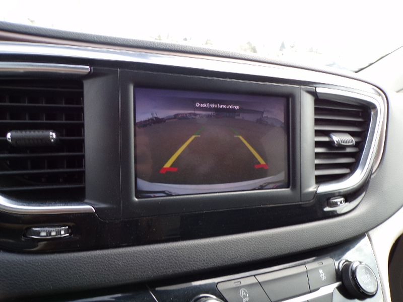 2024 Chrysler Voyager