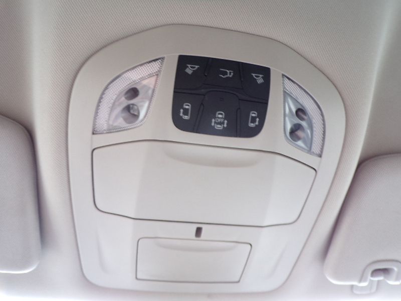 2024 Chrysler Voyager