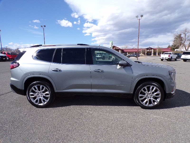 2026 GMC Acadia