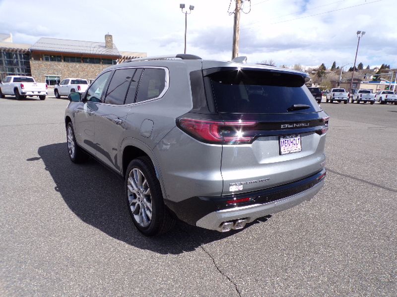2026 GMC Acadia