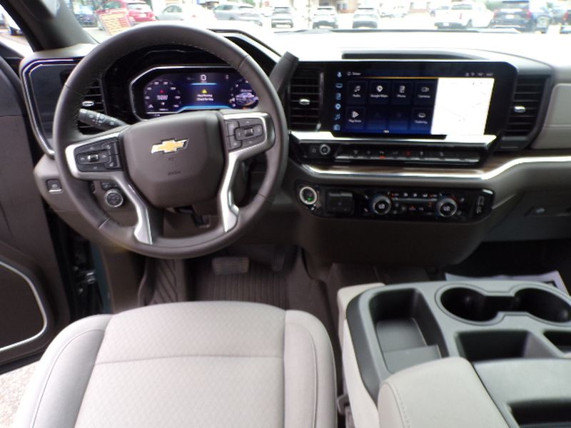 2025 Chevrolet Silverado 3500