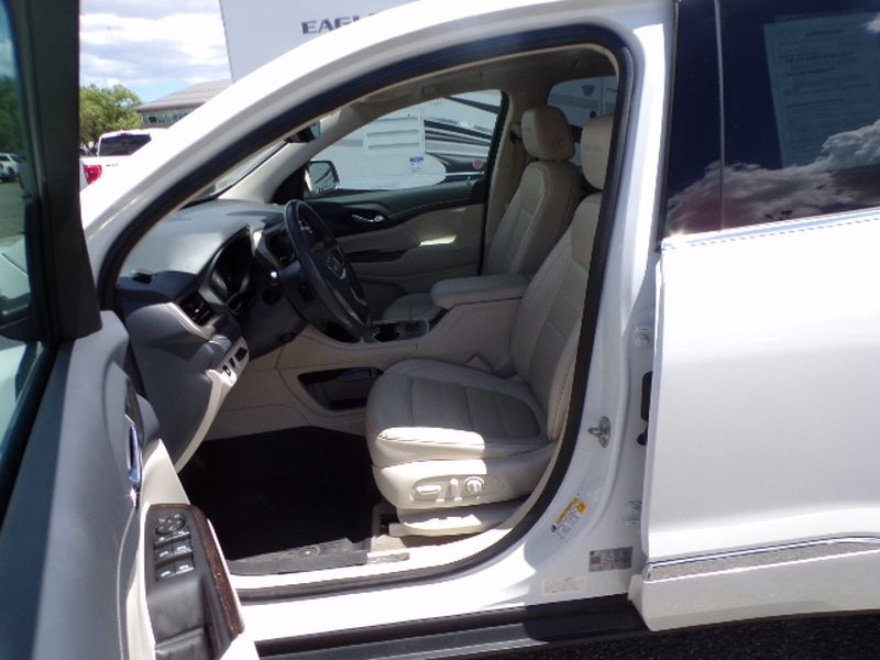 2021 GMC Acadia