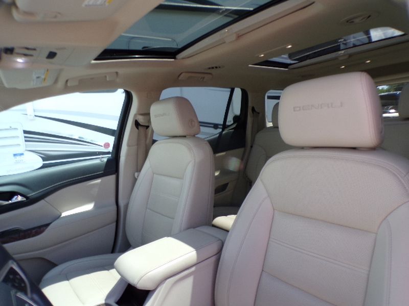 2021 GMC Acadia