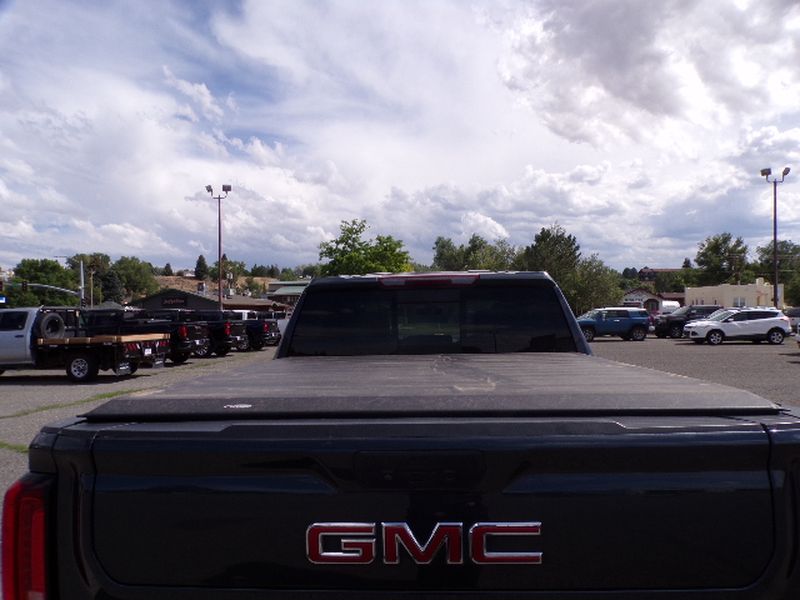 2022 GMC Sierra Limited