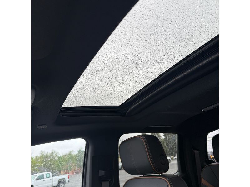 2024 GMC Canyon