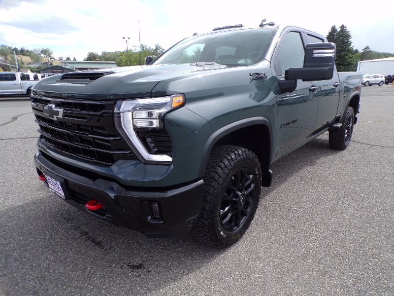 New 2026 Chevrolet Silverado 3500 LTZ Trucks
