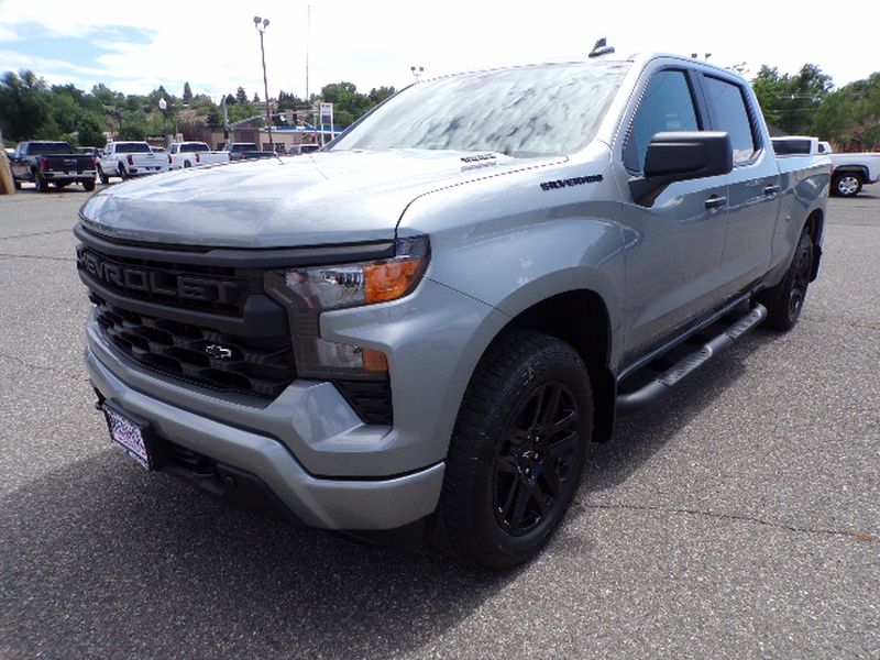 New 2026 Chevrolet Silverado 1500 Custom Trucks
