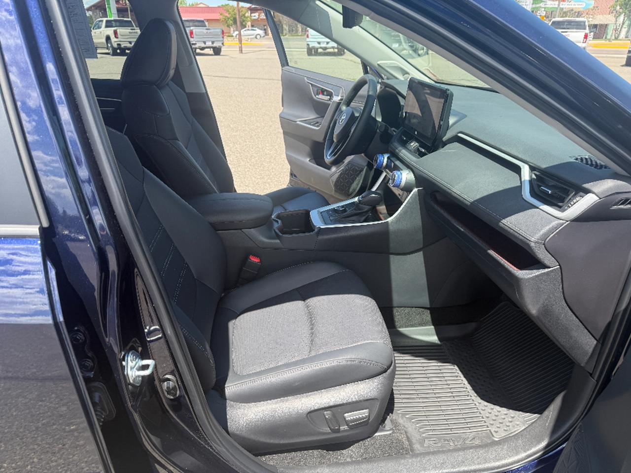 2025 Toyota RAV4 Hybrid