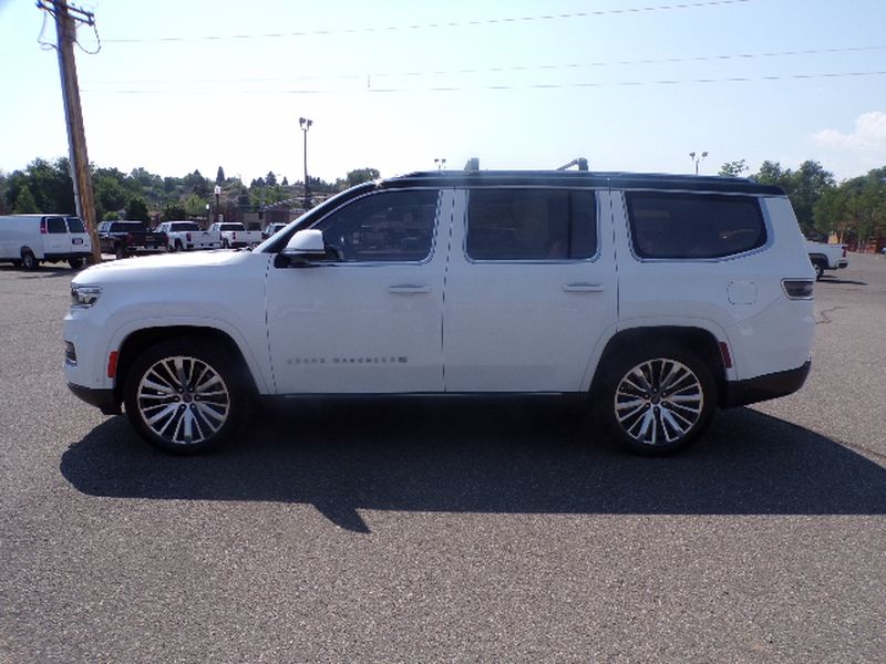 2022 Jeep Grand Wagoneer
