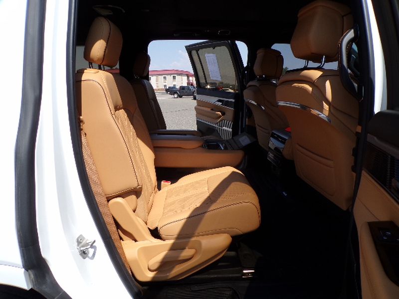 2022 Jeep Grand Wagoneer