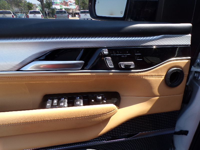 2022 Jeep Grand Wagoneer