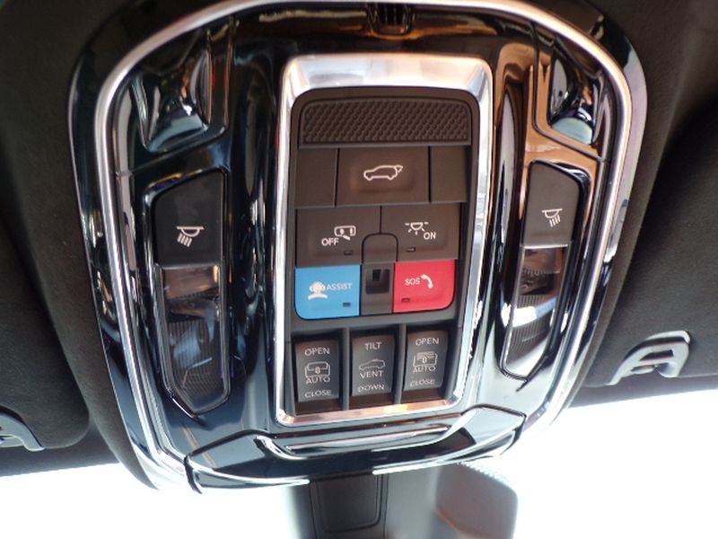 2022 Jeep Grand Wagoneer