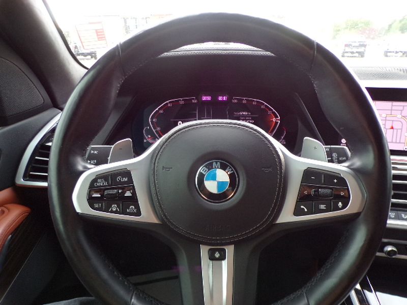 2021 BMW X7