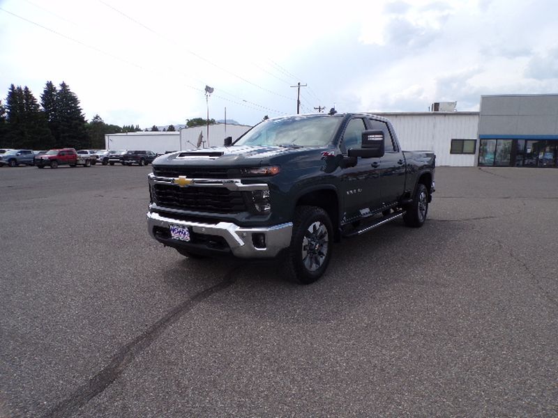 New 2026 Chevrolet Silverado 2500 LT Trucks