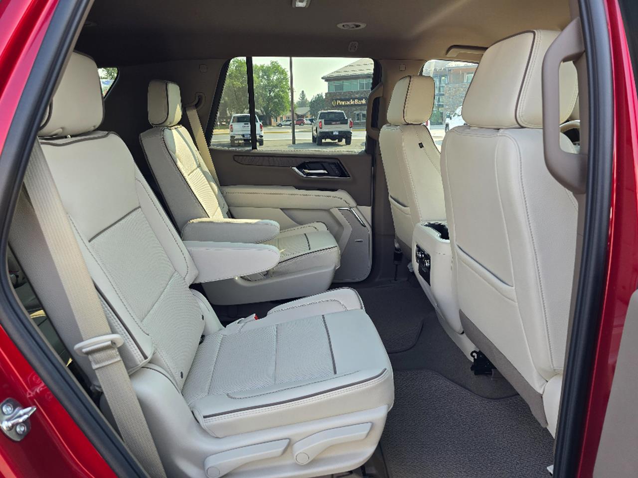 2025 GMC Yukon