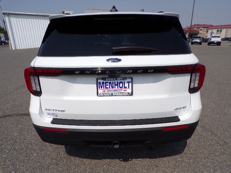 2025 Ford Explorer