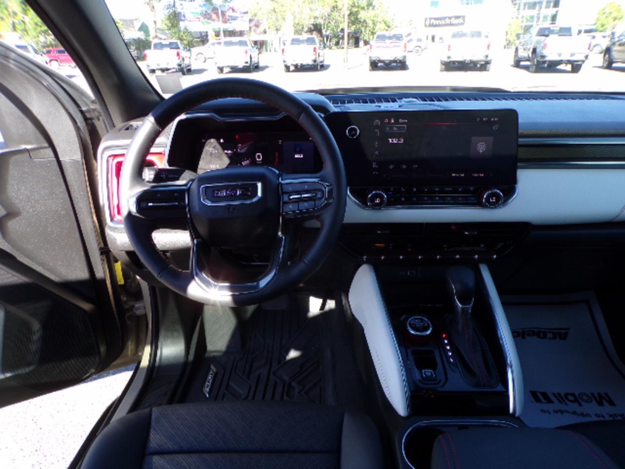 2024 GMC Canyon