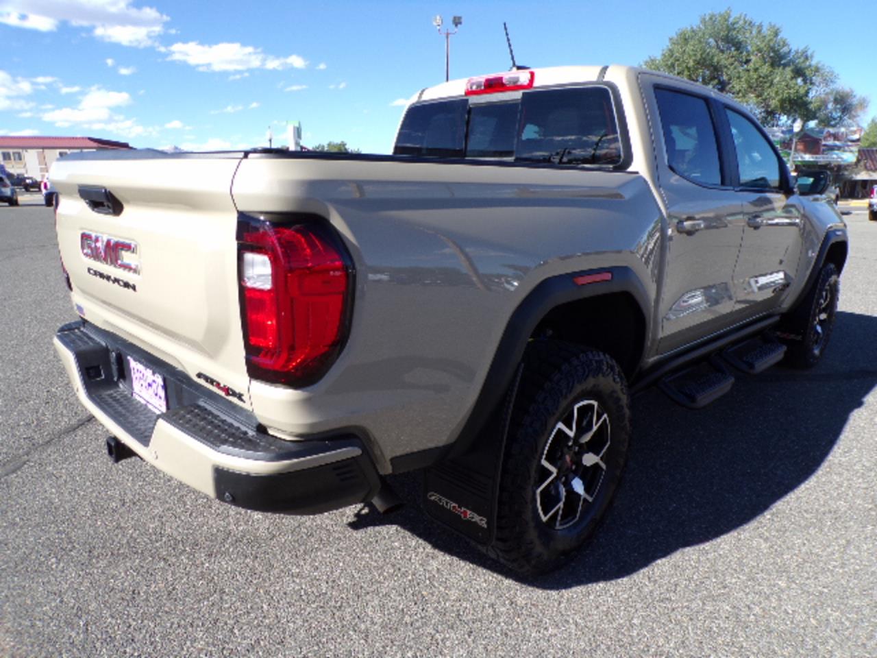 2024 GMC Canyon