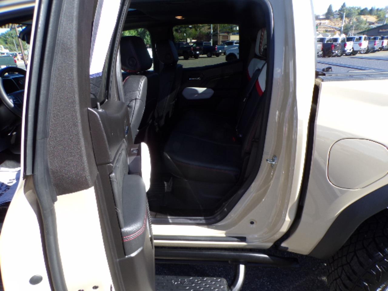 2024 GMC Canyon